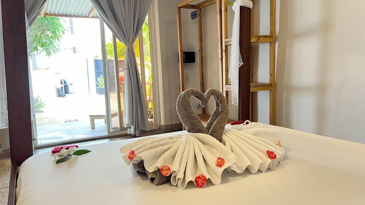 Seashore Beach Hotel كيوينجوا المظهر الخارجي الصورة