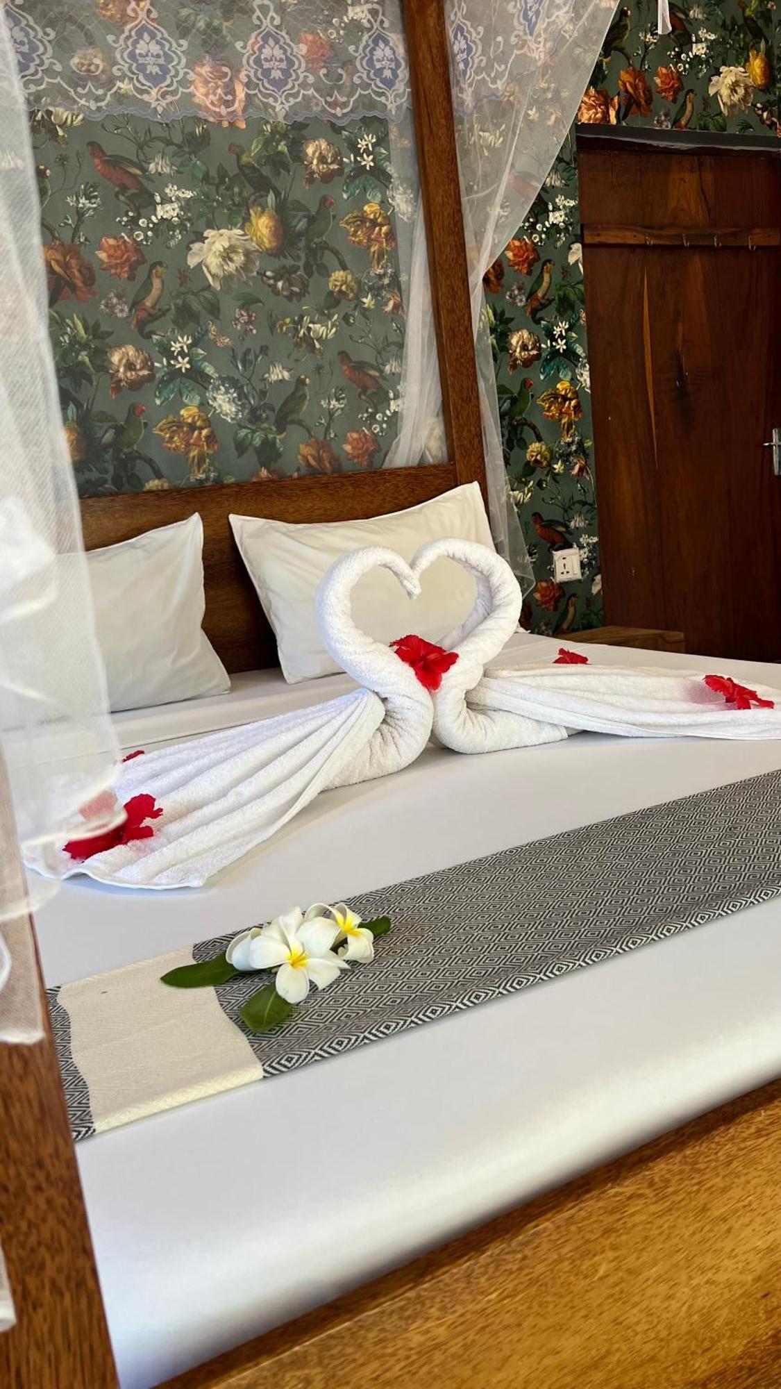 Seashore Beach Hotel كيوينجوا المظهر الخارجي الصورة