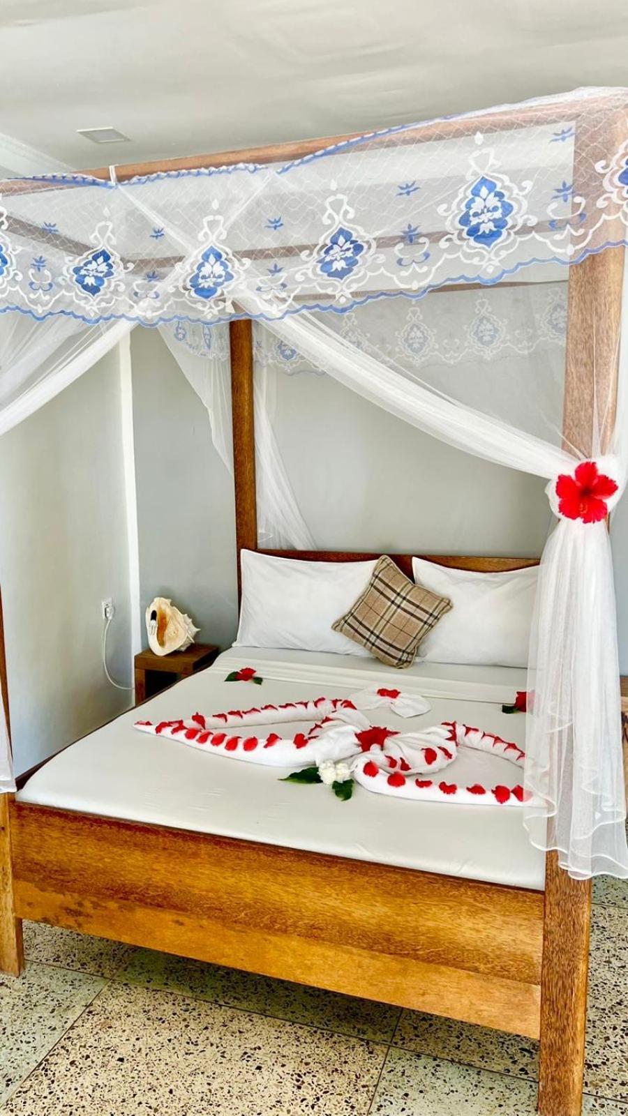 Seashore Beach Hotel كيوينجوا المظهر الخارجي الصورة